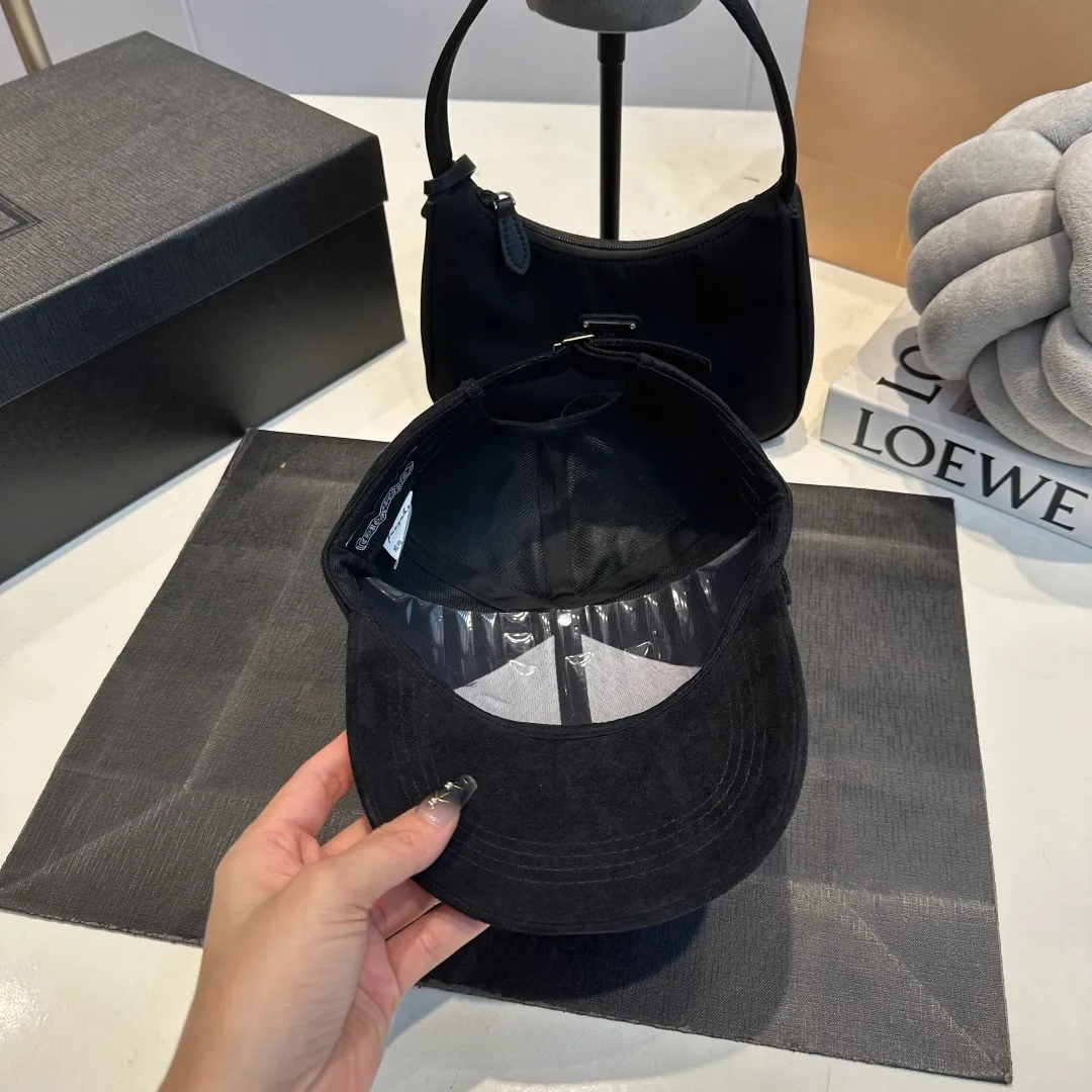 P70 Croxin's new brushed autumn baseball cap, the shape of the hat is super correct, the same style for men and women